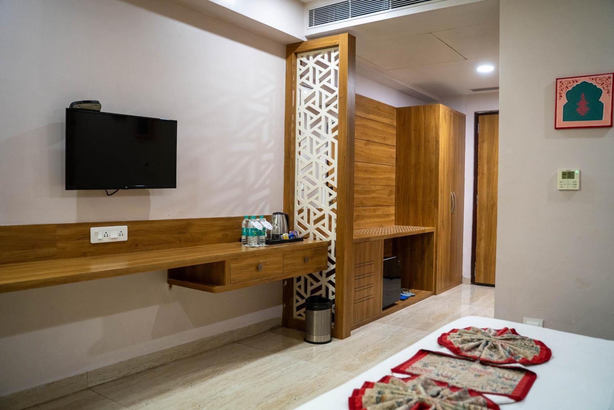 Bamboo Saa Mulberry Resort Pushkar Exterior photo
